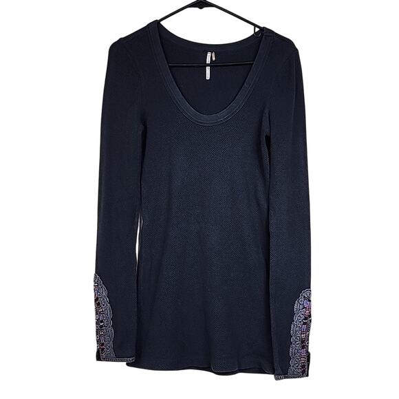 Free People Black Fiesta Cuff Large Thermal - Picture 2 of 6